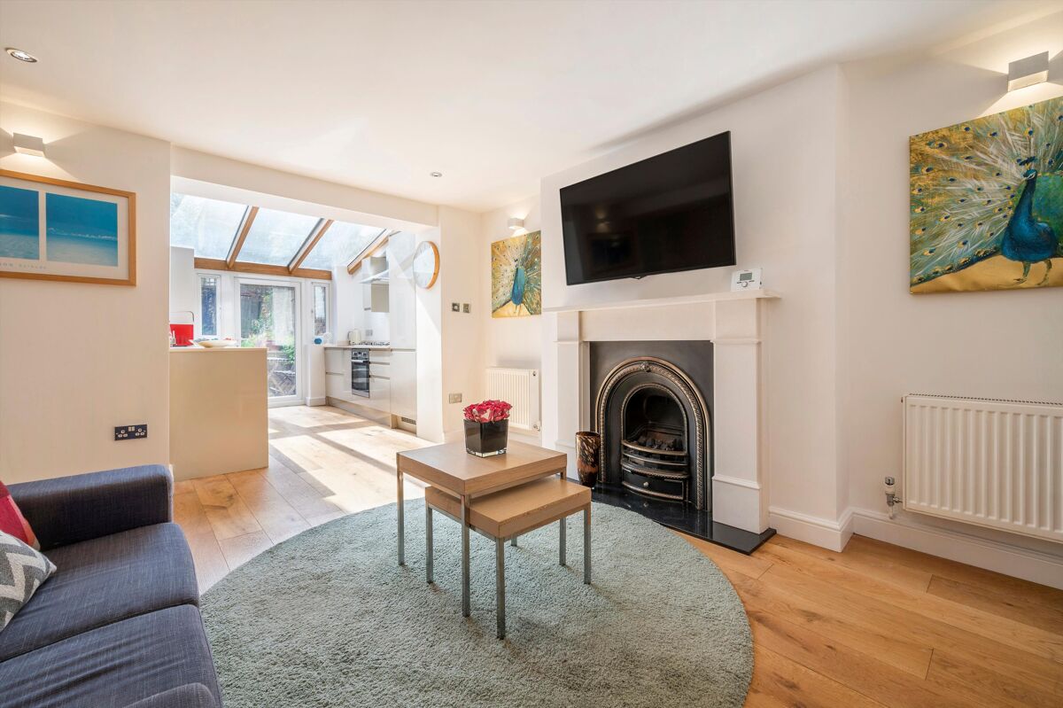 flat for sale in Stratford Villas, London, NW1 ISL012316679 Knight