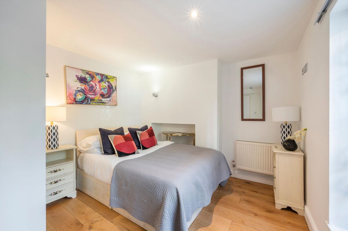 flat for sale in Stratford Villas, London, NW1 ISL012316679 Knight