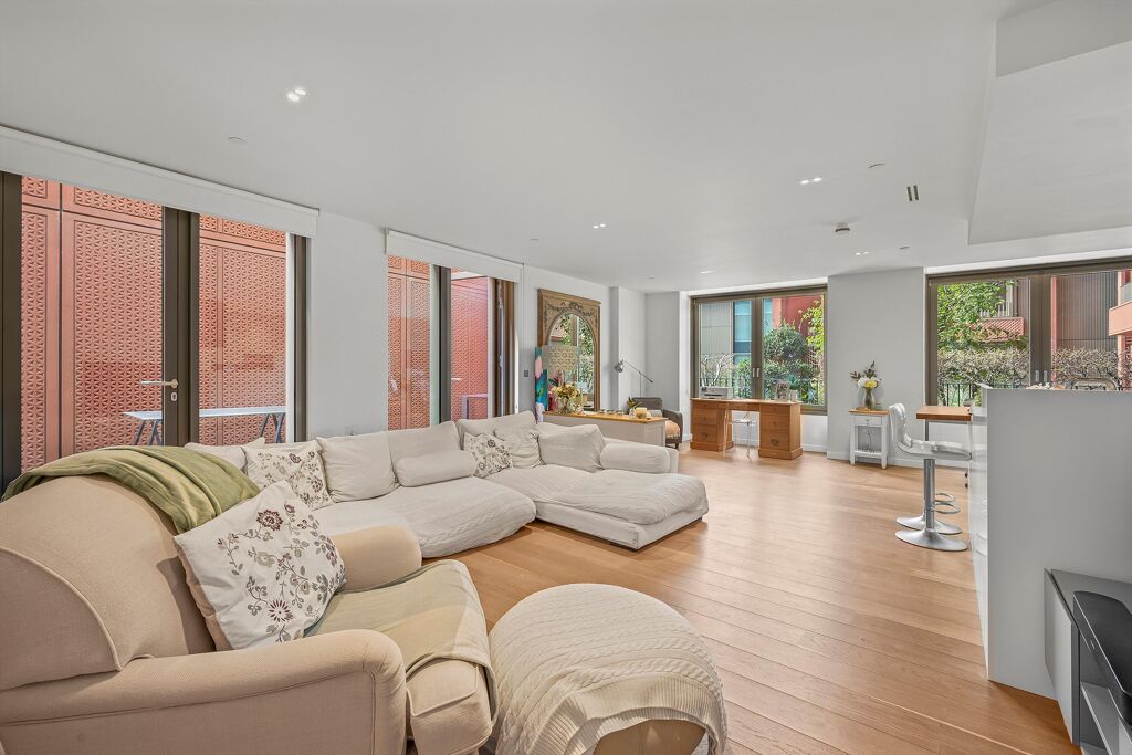 Image of Tapestry Apartments, Kings Cross, N1C
