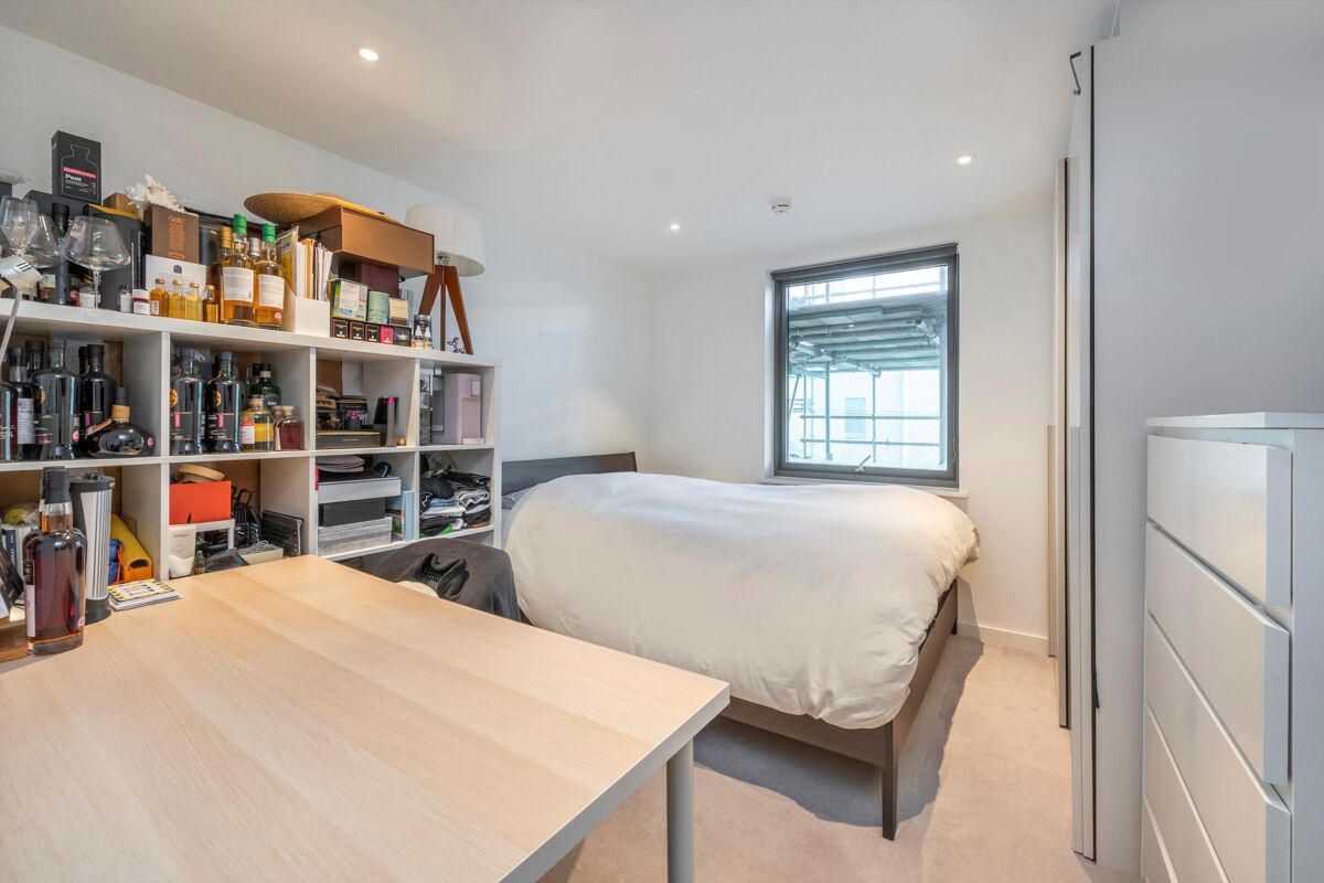 flat for sale in Packington Square, London, N1 ISL012353404 Knight
