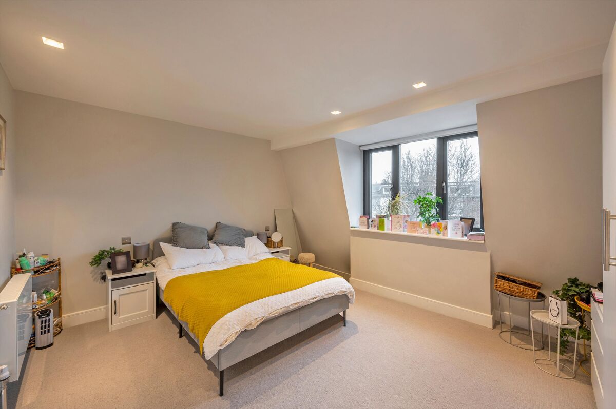 house for sale in Corsica Street, London, N5 ISL012369125 Knight Frank