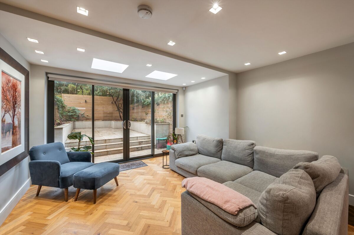 house for sale in Corsica Street, London, N5 ISL012369125 Knight Frank