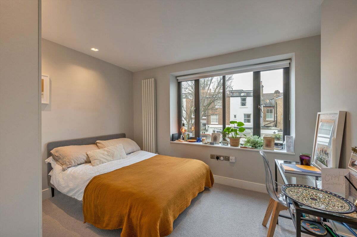 house for sale in Corsica Street, London, N5 ISL012369125 Knight Frank