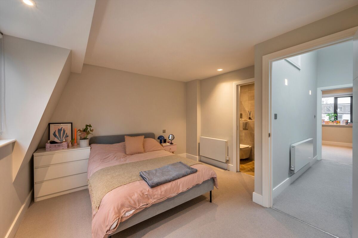 house for sale in Corsica Street, London, N5 ISL012369125 Knight Frank