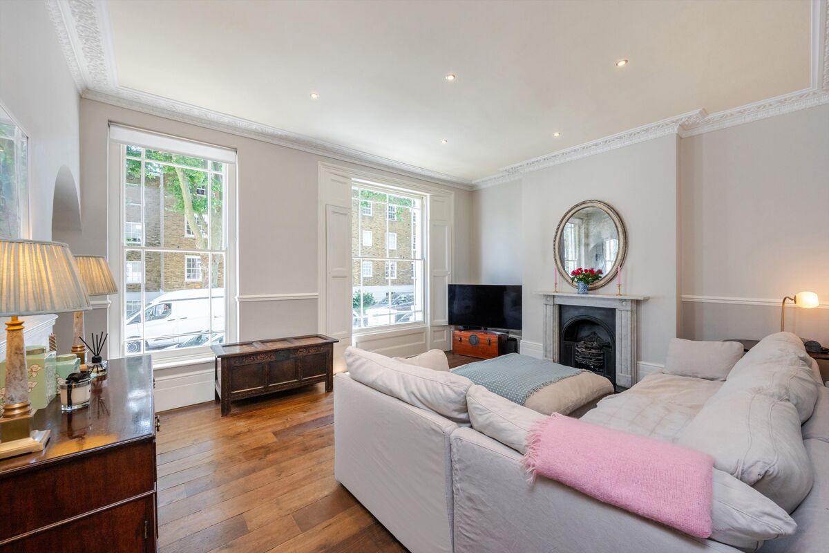 Flat For Sale In Compton Road, Islington, N1 - Isl012439874 