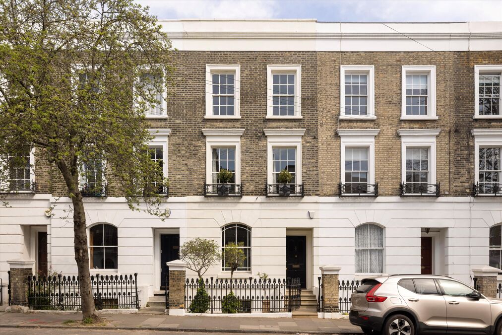 Image of St. Peter's Street, London, N1