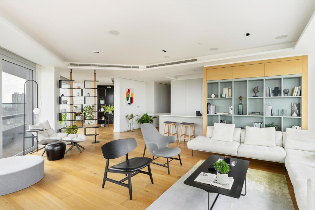 Image of City Road, London, EC1V