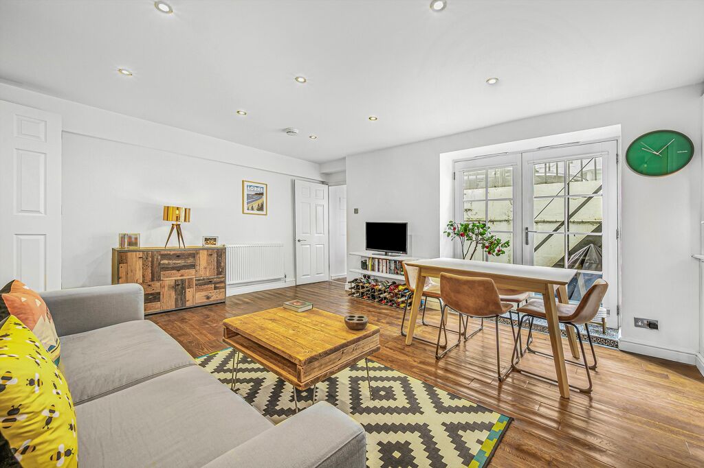 Image of Almeida Street, Islington, N1