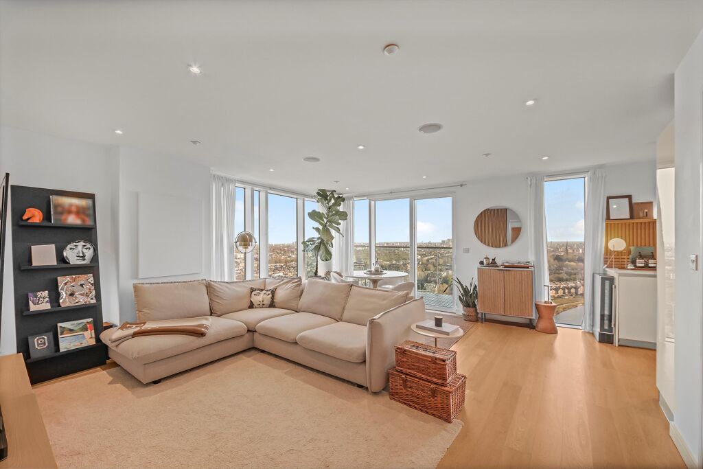 Image of Woodberry Grove, London N4