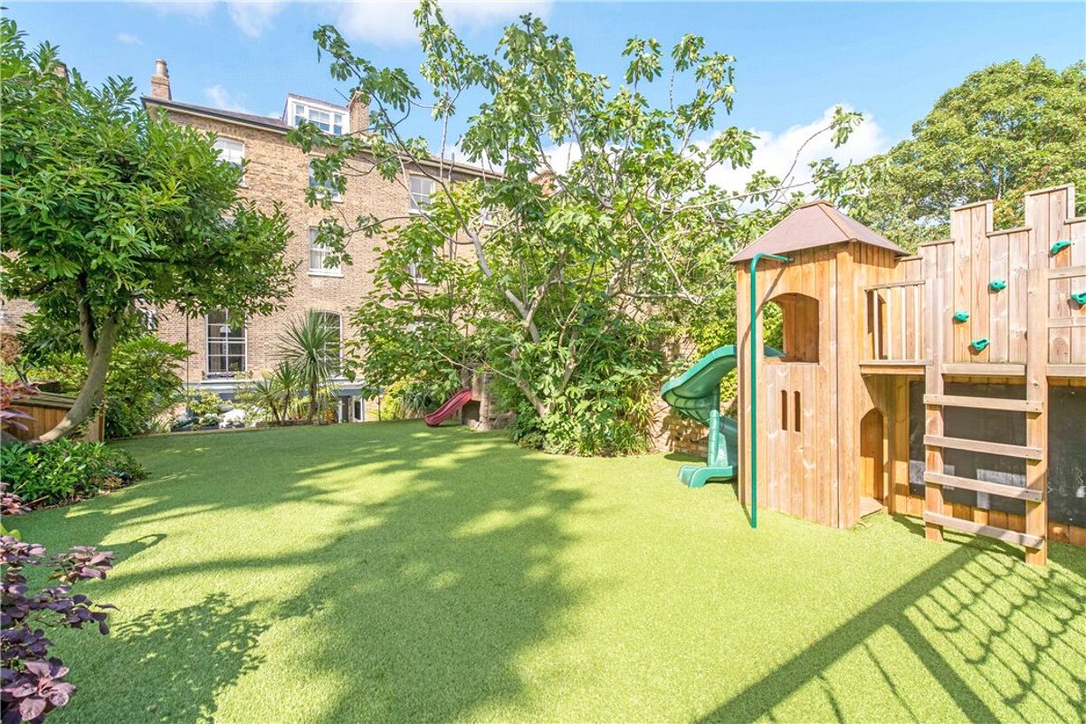 house for sale in Highbury Hill, London, N5 ISL150105 Knight Frank