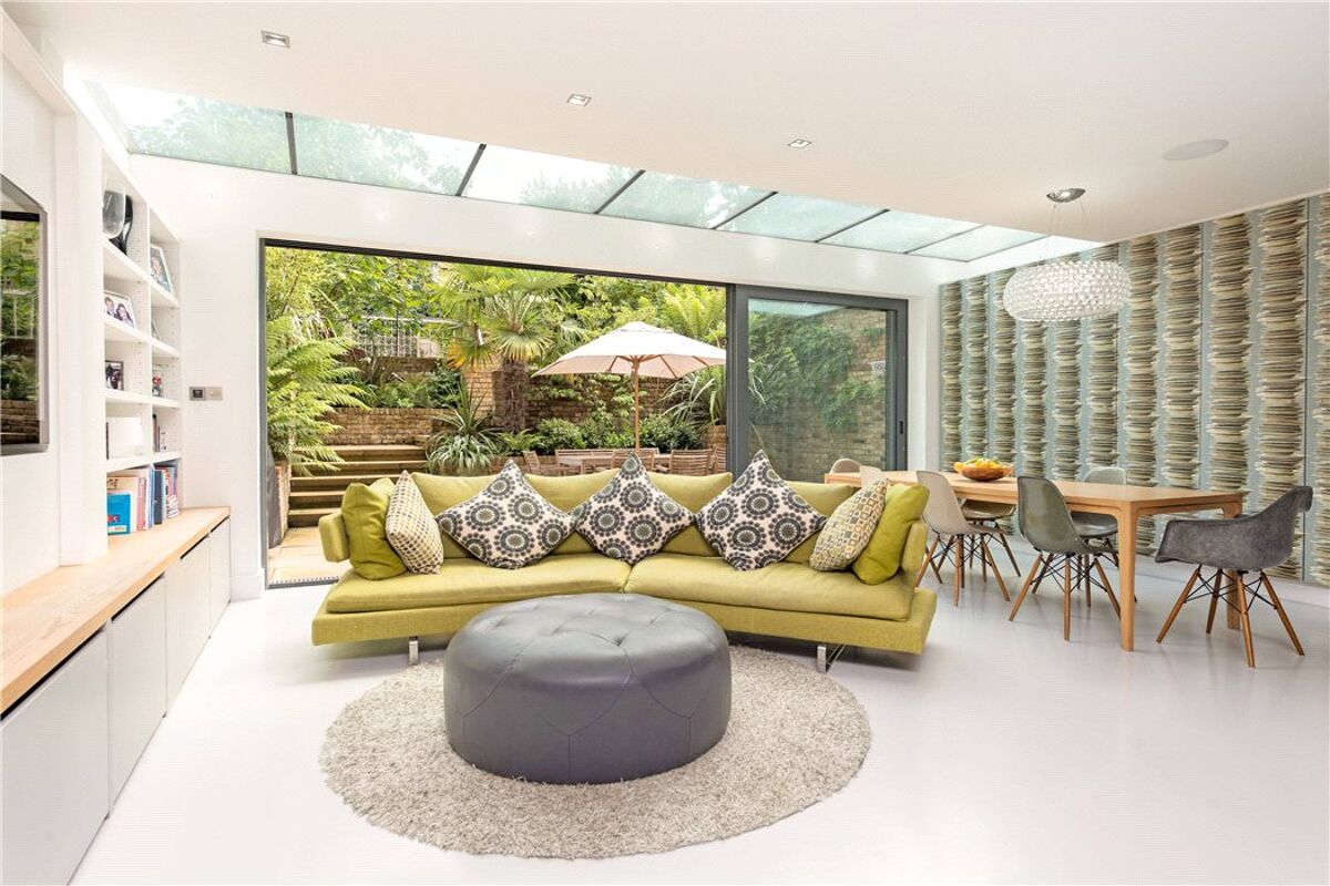 house for sale in Highbury Hill, London, N5 ISL150105 Knight Frank