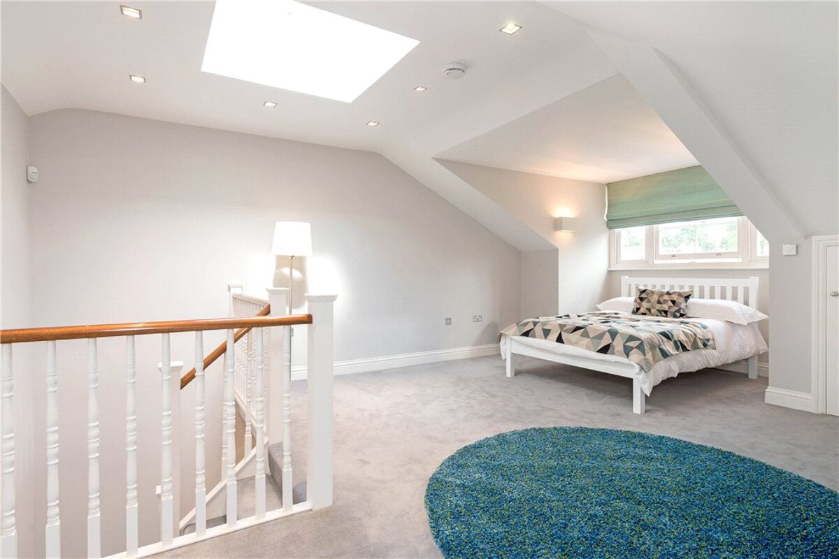 house for sale in Highbury Hill, London, N5 ISL150105 Knight Frank