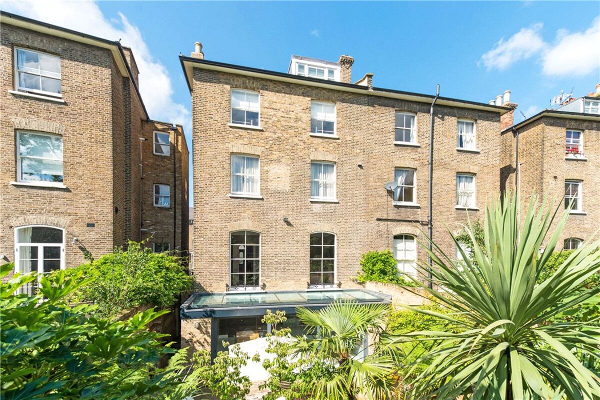 house for sale in Highbury Hill, London, N5 ISL150105 Knight Frank