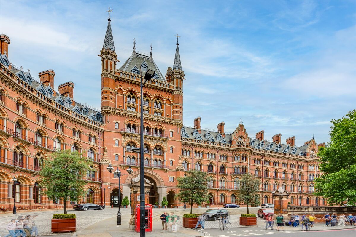 flat for sale in St. Pancras Chambers, Euston Road, London, NW1