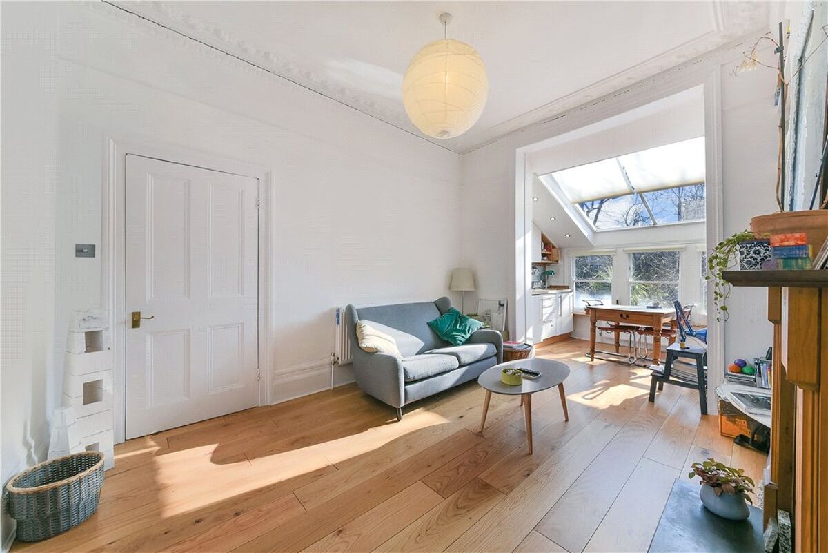 flat for sale in Ockendon Road, London, N1 ISL160121 Knight Frank