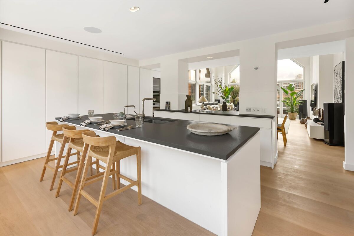 penthouse for sale in Norfolk House, Trig Lane, London, EC4V