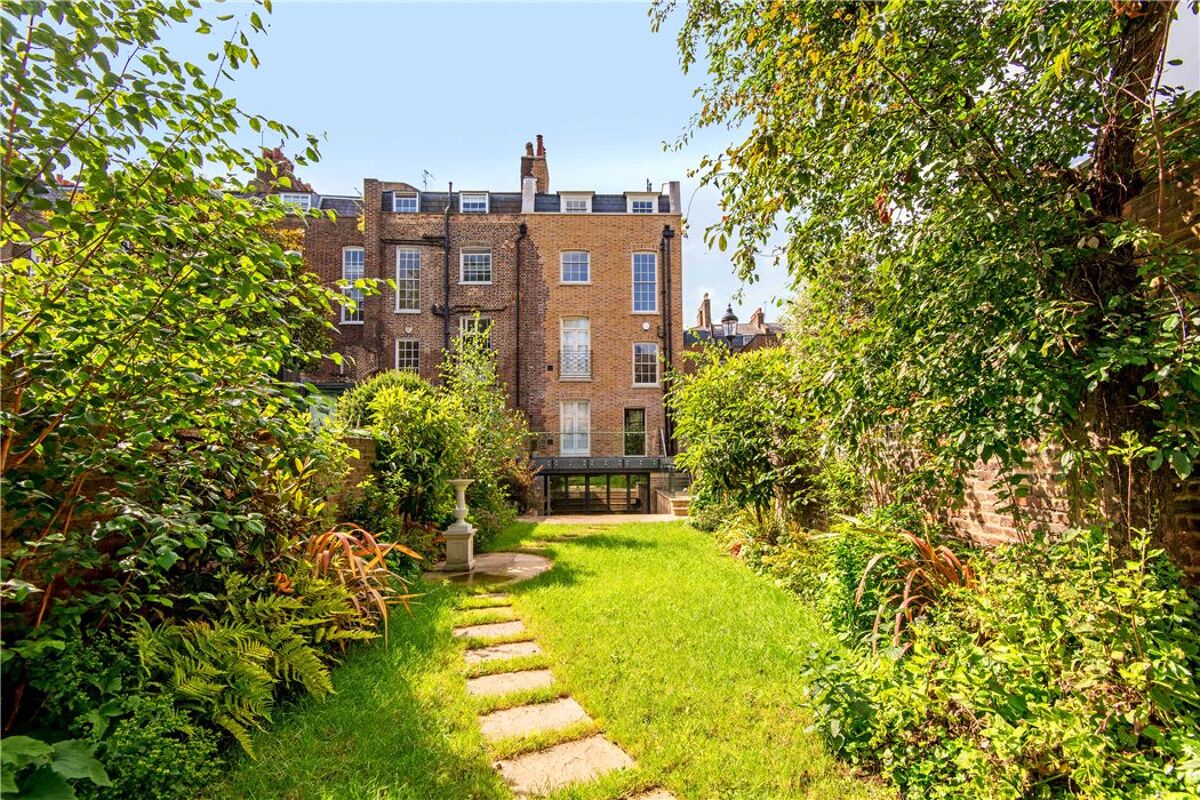 house for sale in Canonbury Square, Islington, London, N1 ISL170143