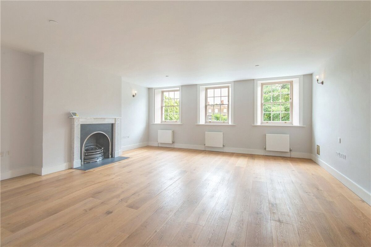 house for sale in Canonbury Square, Islington, London, N1 ISL170143
