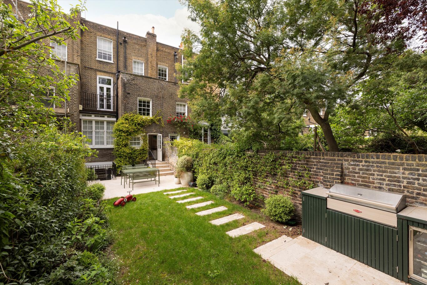 Image of Ellington Street, London, N7