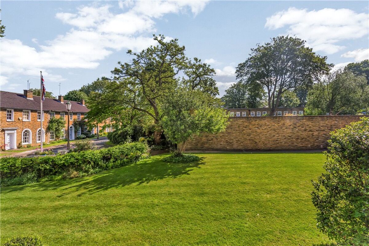 flat for sale in Compton Road, Islington, London, N1 ISL180043