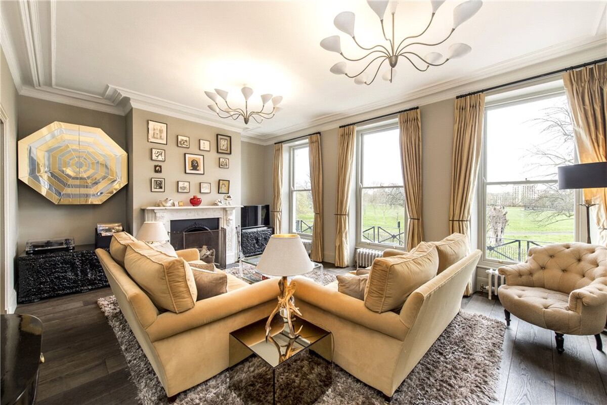 house for sale in Stoke Newington Church Street, London, N16