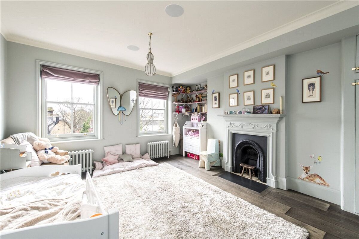 house for sale in Stoke Newington Church Street, London, N16