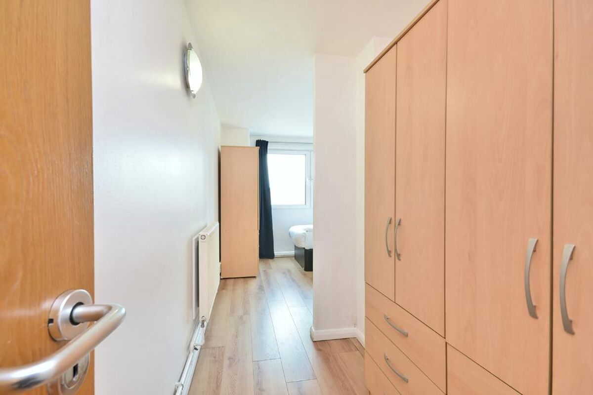 flat to rent in Ability Towers , Macclesfield Road, London, EC1V
