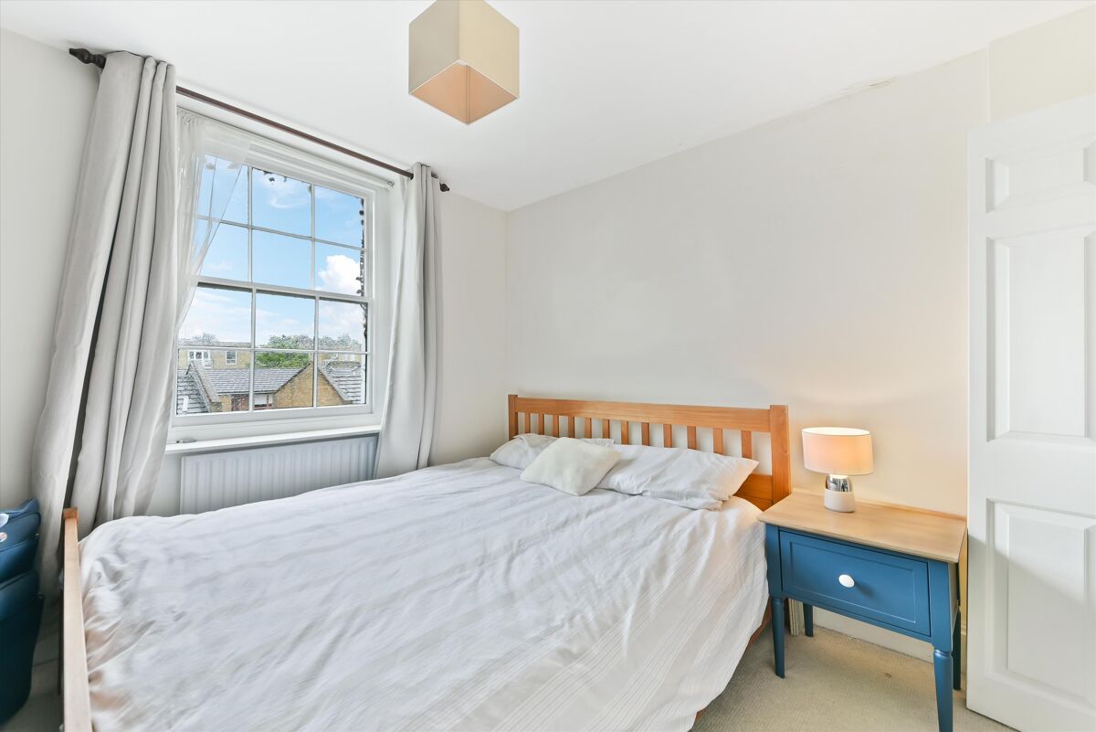 flat to rent in Charlton Place, Islington, London, N1 ISQ012105148