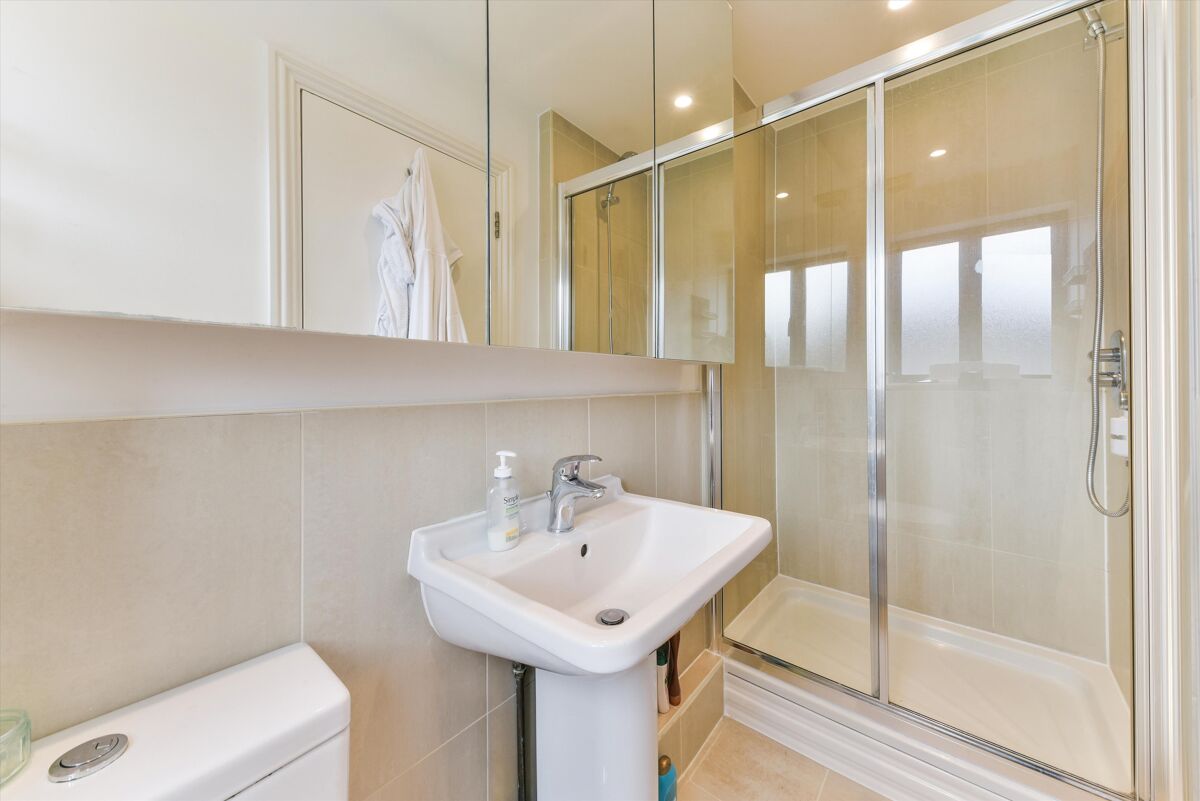 to rent in Langford Mews, London, N1 ISQ012142383 Knight Frank