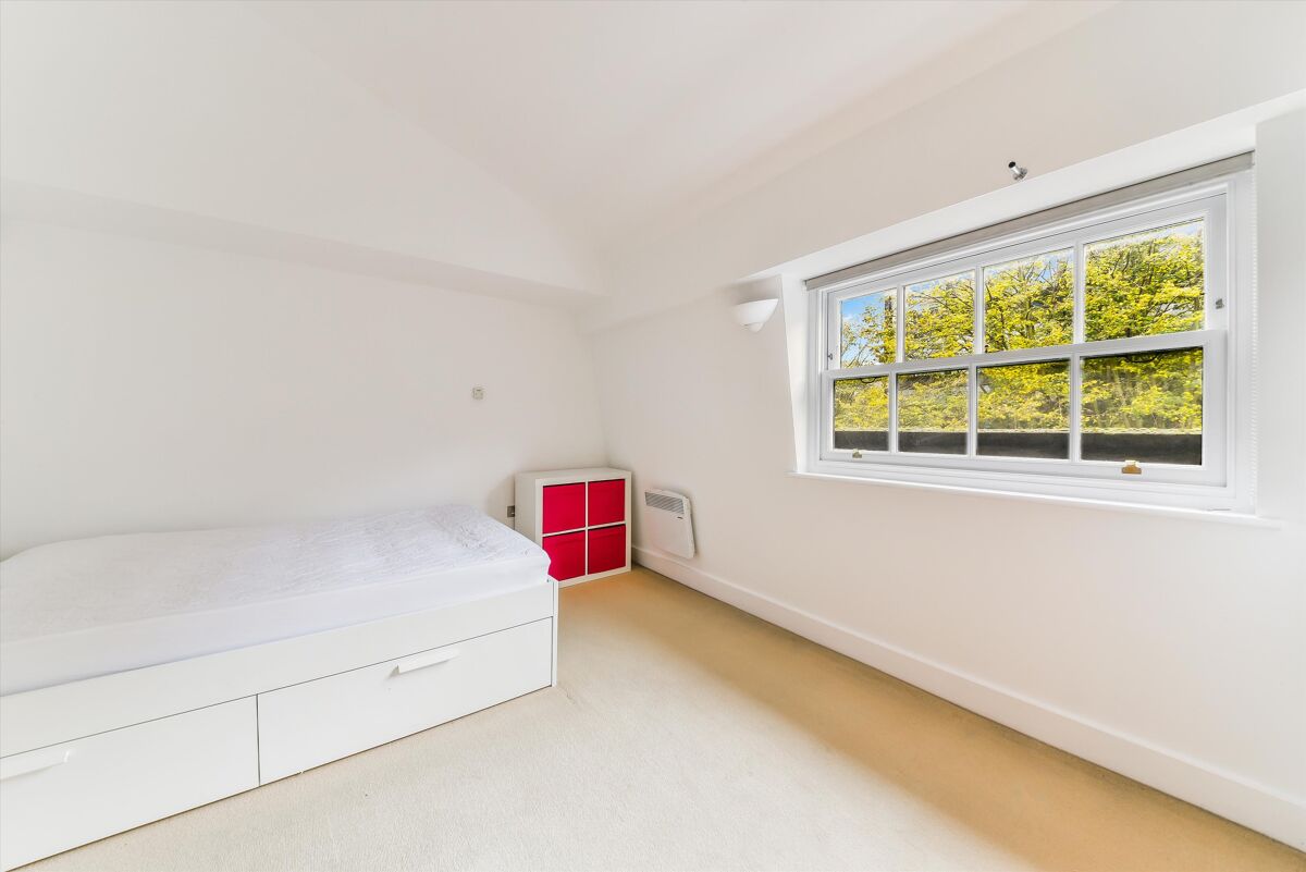 flat to rent in St. John Street, London, EC1V ISQ012195291 Knight Frank