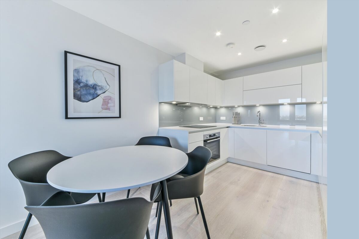 flat to rent in City North Place, Finsbury Park, N4 ISQ012200717