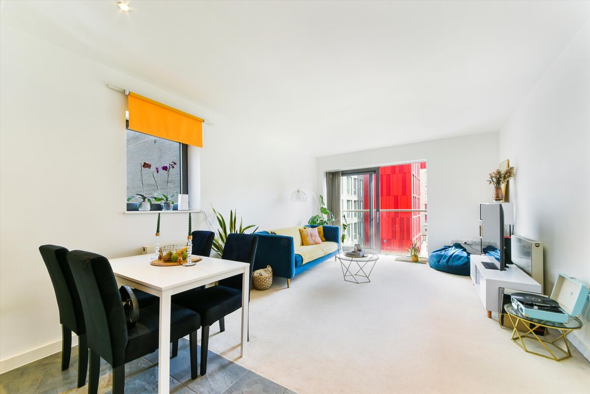 flat to rent in Hornsey Street, London, N7 ISQ012262458 Knight Frank