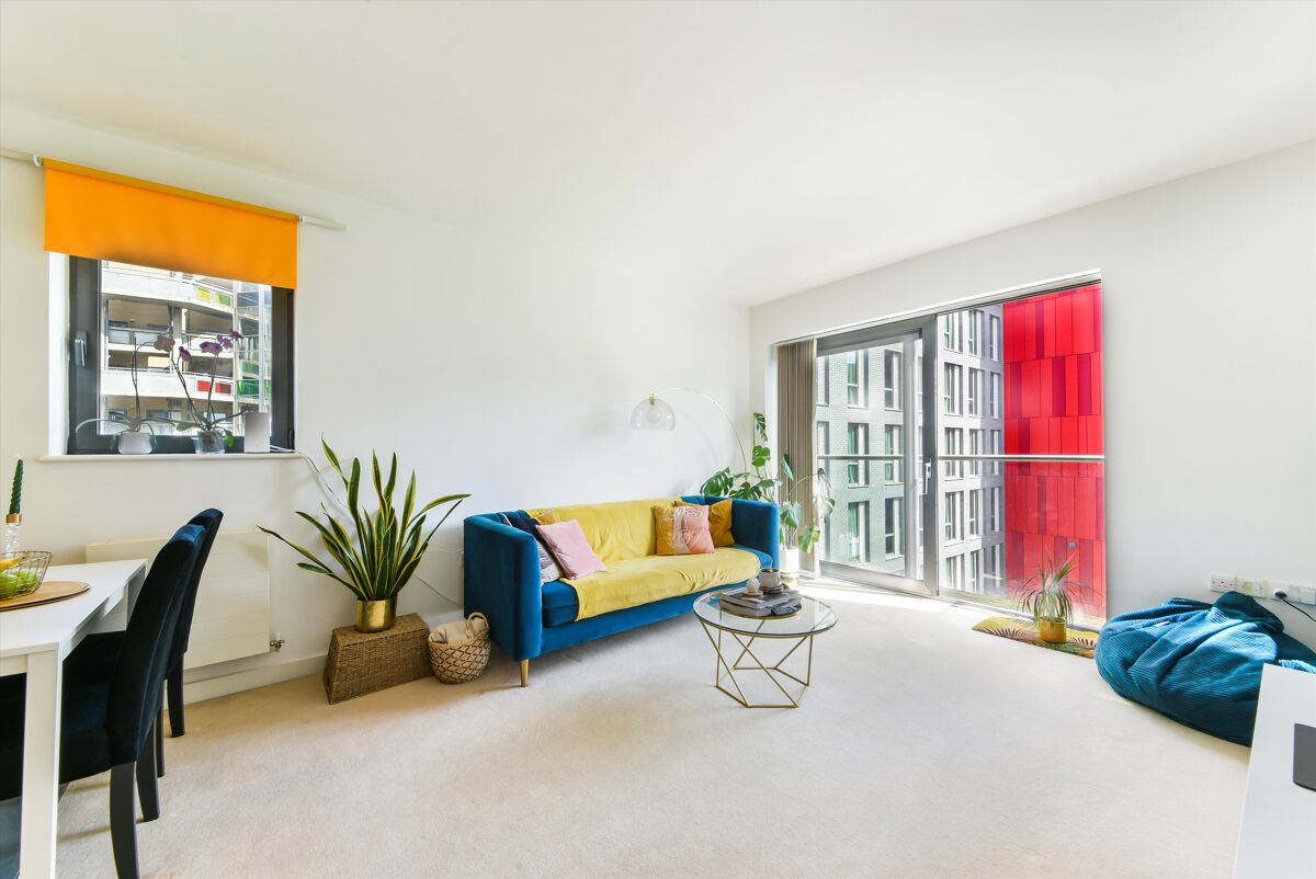 flat to rent in Hornsey Street, London, N7 ISQ012262458 Knight Frank