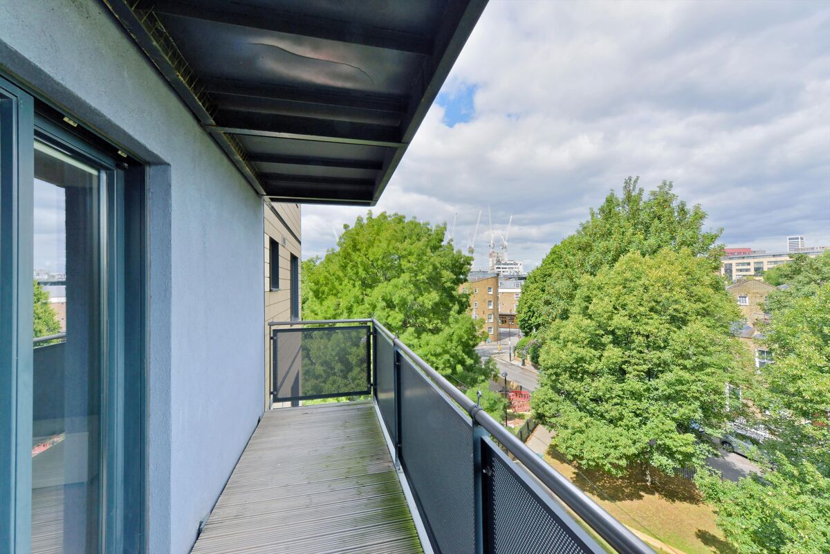 flat to rent in Winton Court, 65 Calshot Street, Islington, London, N1