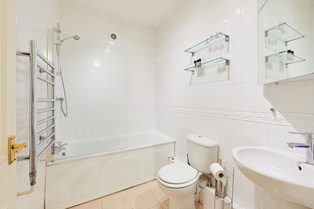 flat to rent in Highbury New Park, Islington, London, N5 ISQ012338961 Knight Frank