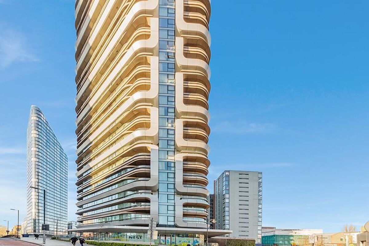 flat to rent in Canaletto Tower, City Road, London, EC1V ISQ012351741