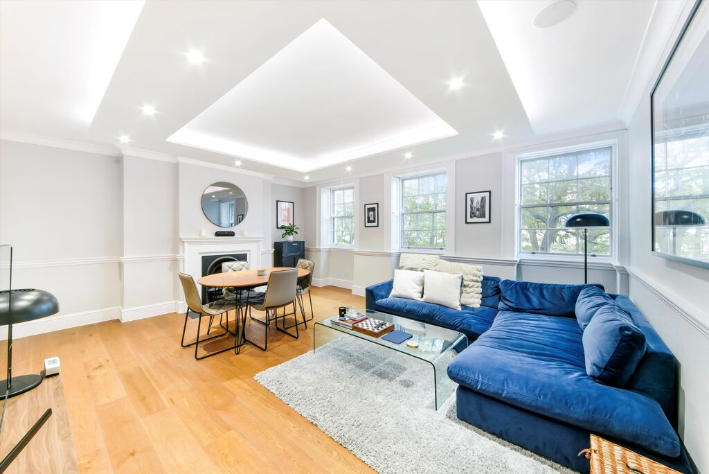 Image of Islington High Street, Islington, London, N1