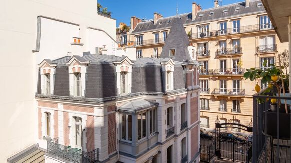 Picture of 2 bedroom apartment for sale.
