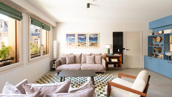 Picture of 4 bedroom apartment for sale.