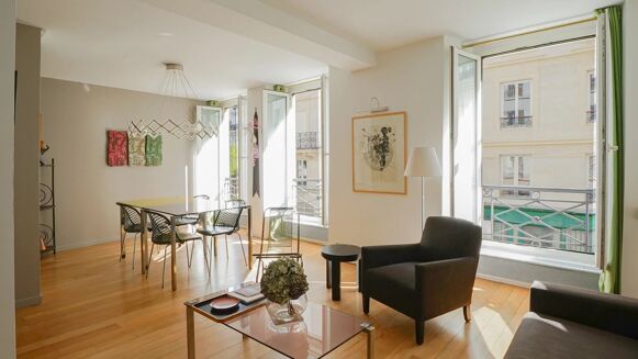 Picture of 2 bedroom apartment for sale.