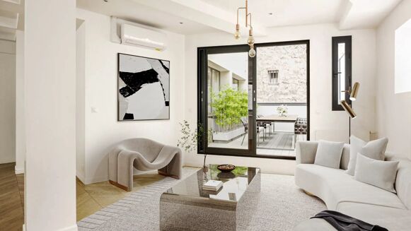 Picture of 5 bedroom apartment for sale.