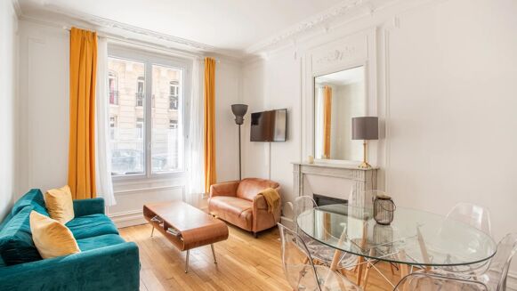 Picture of 2 bedroom apartment for sale.