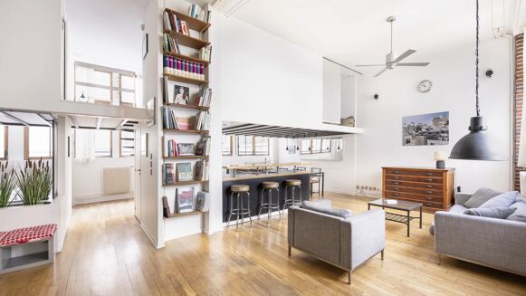 Picture of 2 bedroom apartment for sale.