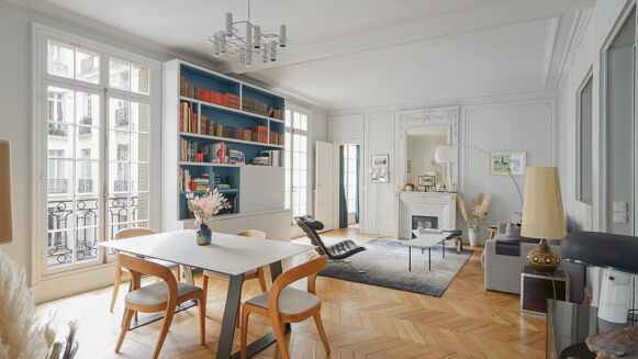 Picture of 3 bedroom apartment for sale.