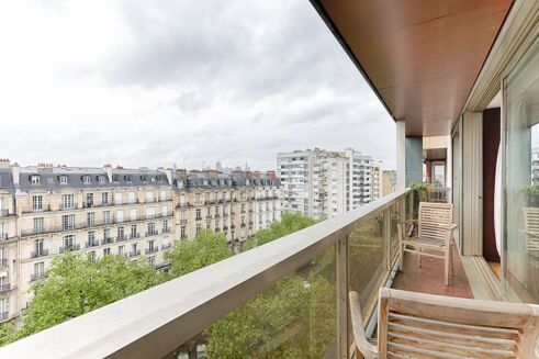 Picture of 2 bedroom apartment for sale.