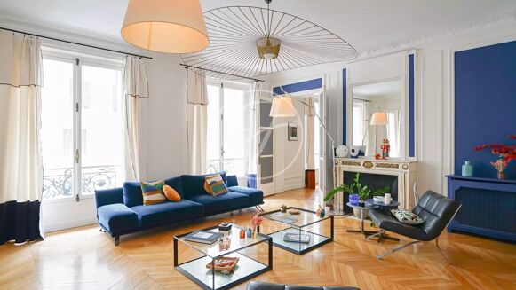 Picture of 4 bedroom apartment for sale.