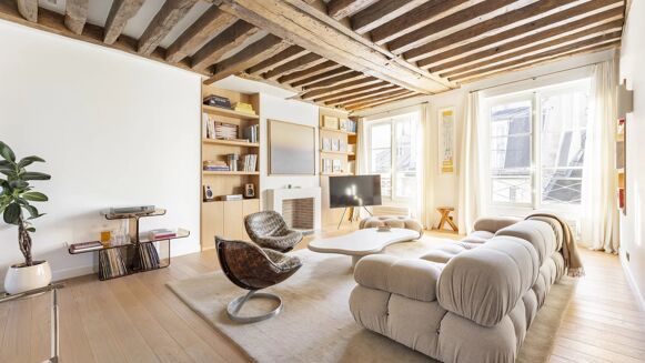 Picture of 2 bedroom apartment for sale.