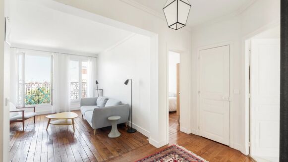 Picture of 2 bedroom apartment for sale.