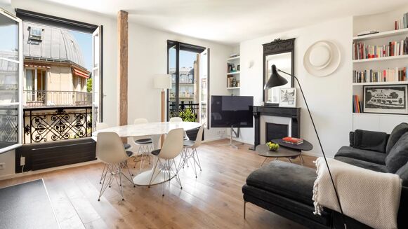 Picture of 2 bedroom apartment for sale.