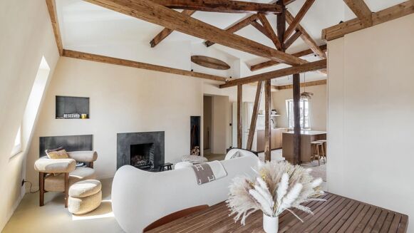 Picture of 2 bedroom apartment for sale.